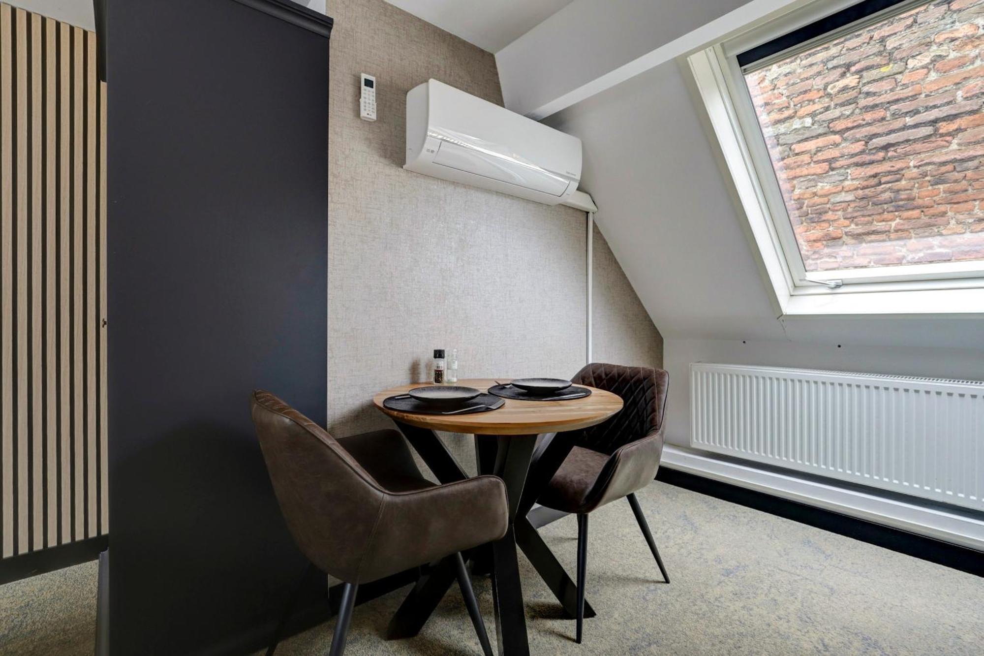 Hotel Buren Buren  ภายนอก รูปภาพ
