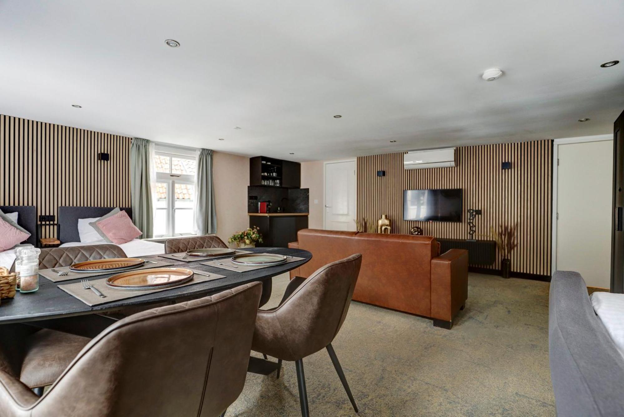 Hotel Buren Buren  ภายนอก รูปภาพ