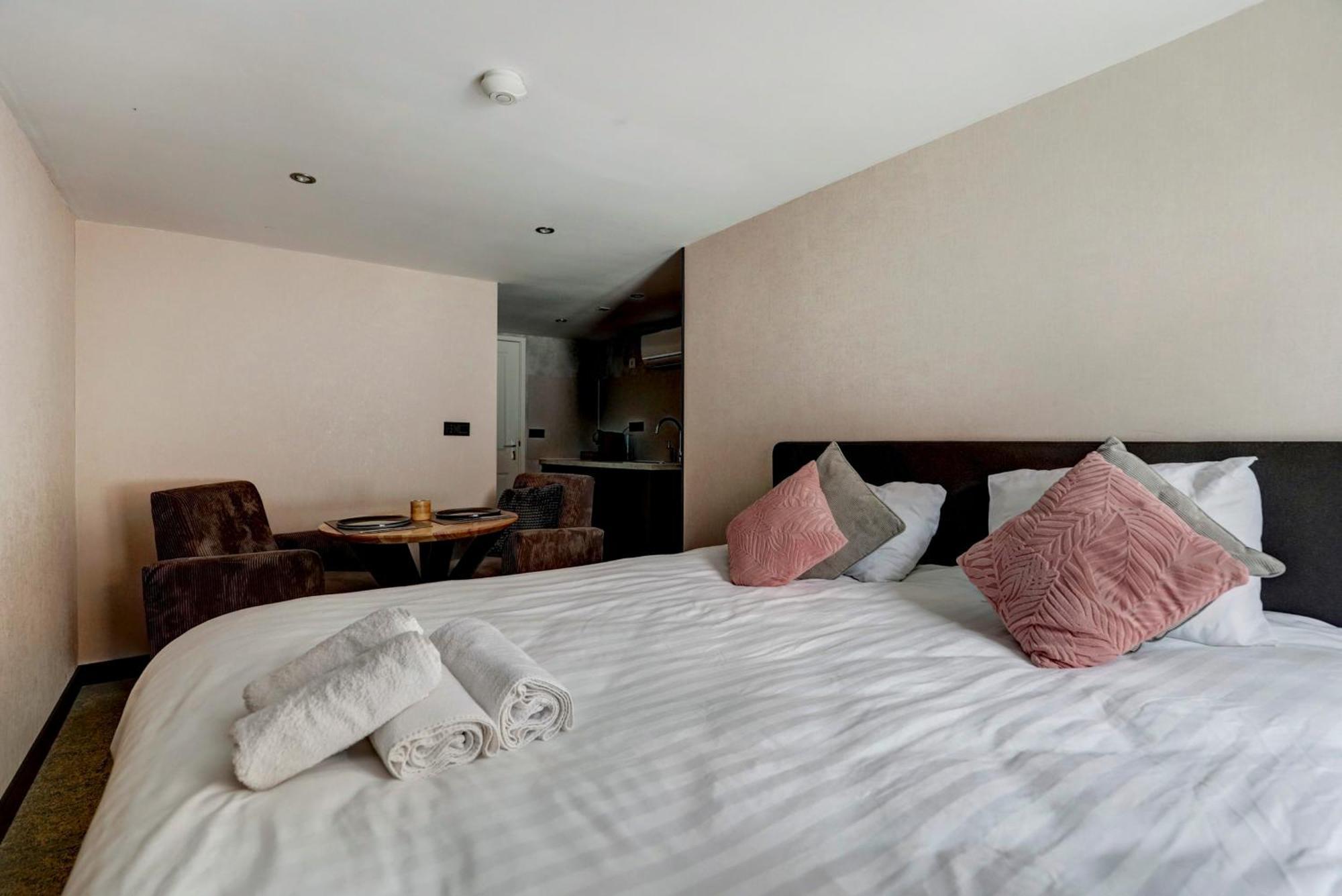 Hotel Buren Buren  ภายนอก รูปภาพ